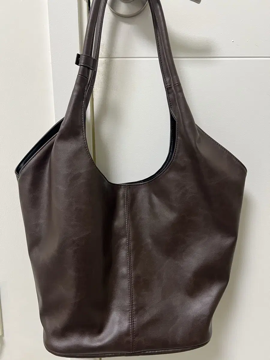 여밈 vase bag choco brown